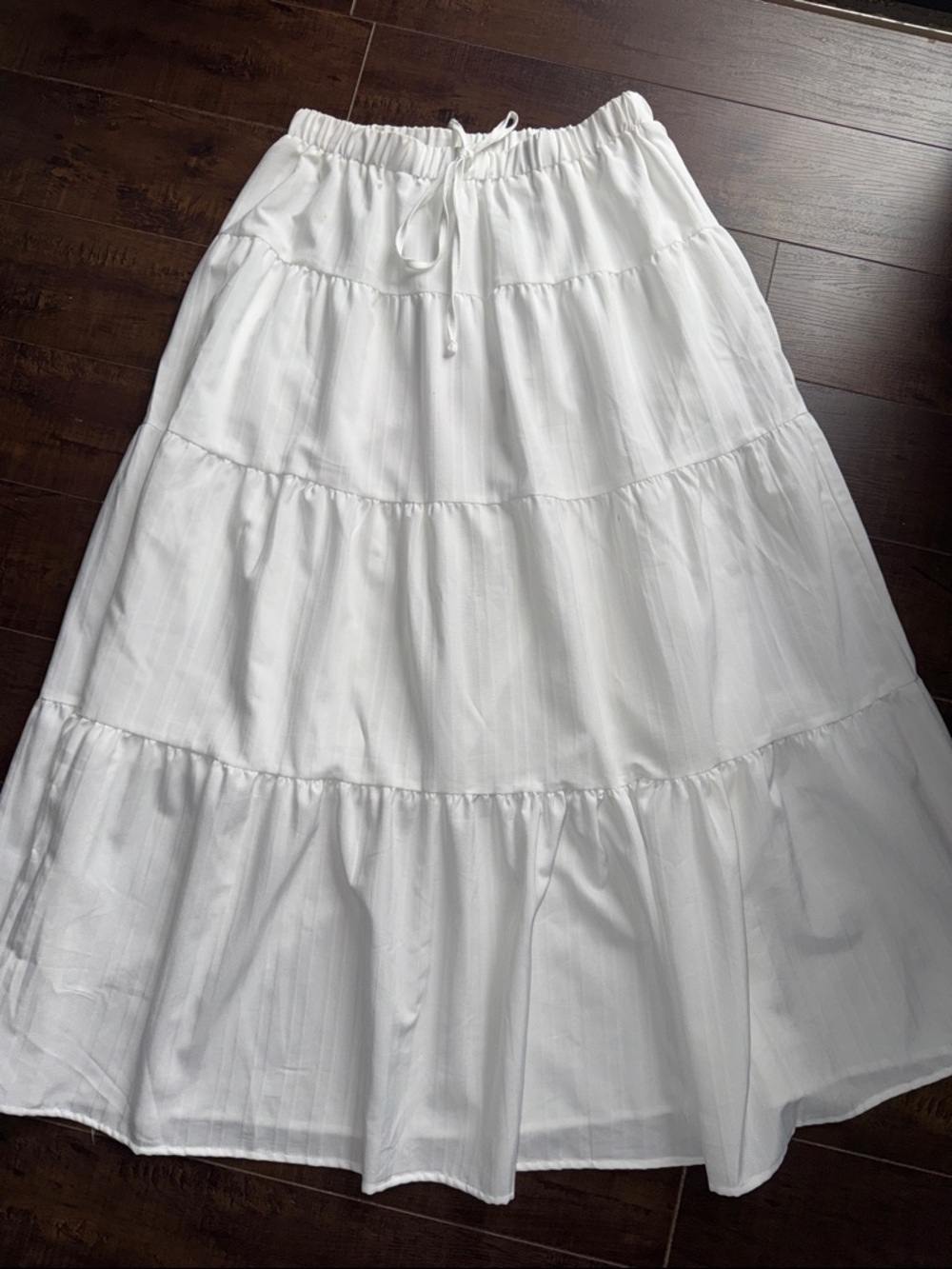 SHEIN White Tiered A-Line Maxi Skirt